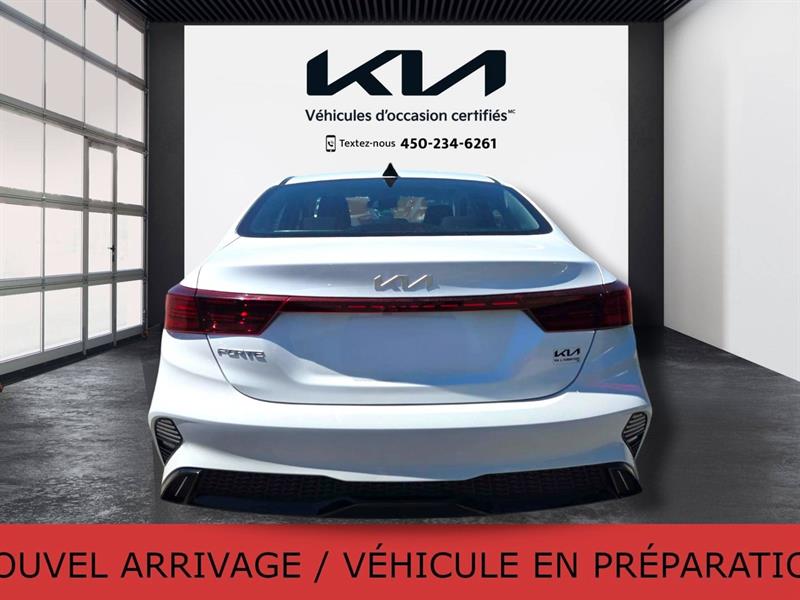 kia Forte 2023 - 18