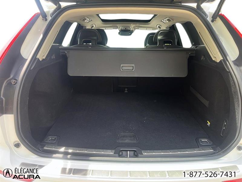 volvo XC60 2018 - 9
