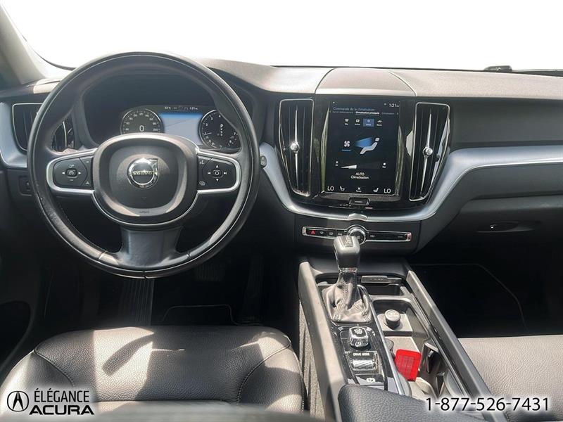 volvo XC60 2018 - 13