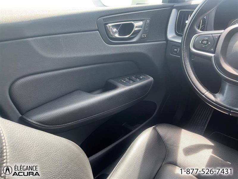 volvo XC60 2018 - 14