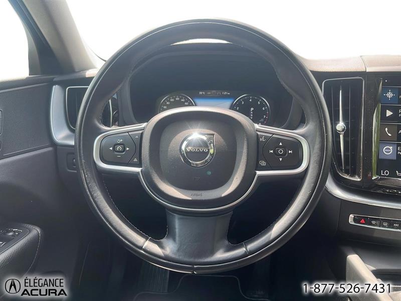 volvo XC60 2018 - 16
