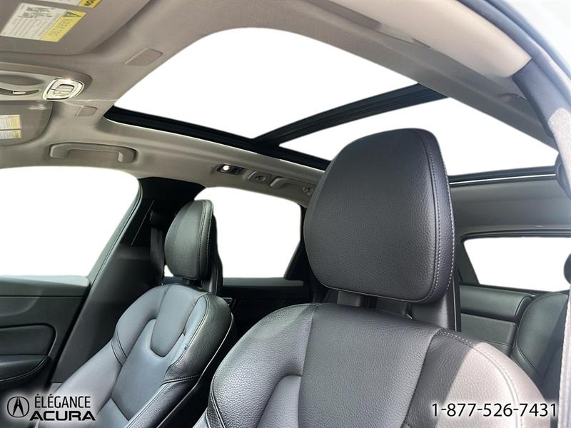 volvo XC60 2018 - 21