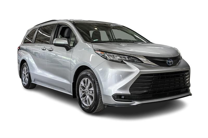 2022 Toyota Sienna - Image 4