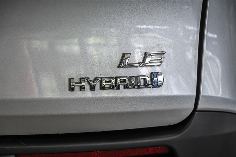 2022 Toyota Sienna - Image 12