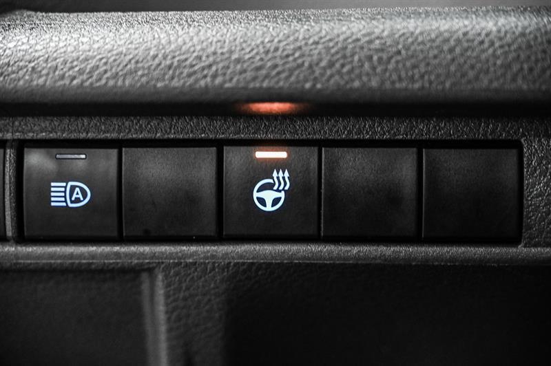 2022 Toyota Sienna - Image 18