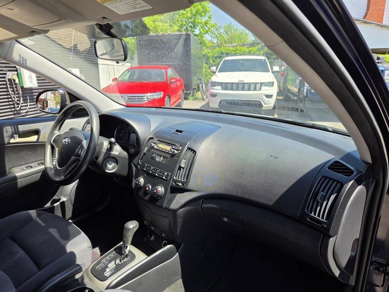 hyundai Elantra Touring 2010 - 9