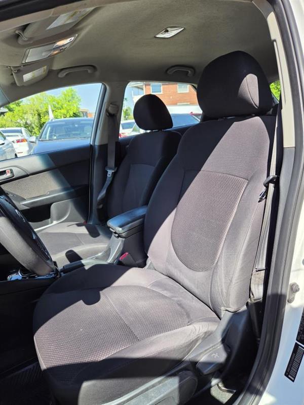 kia Forte 2012 - 18