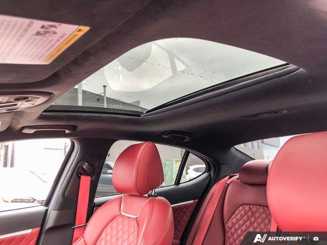 genesis G70 2023 - 25