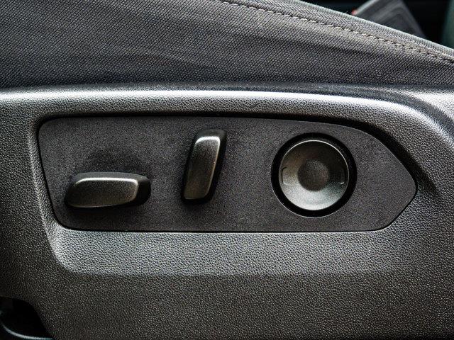 chevrolet Silverado 3500HD 2025 - 19