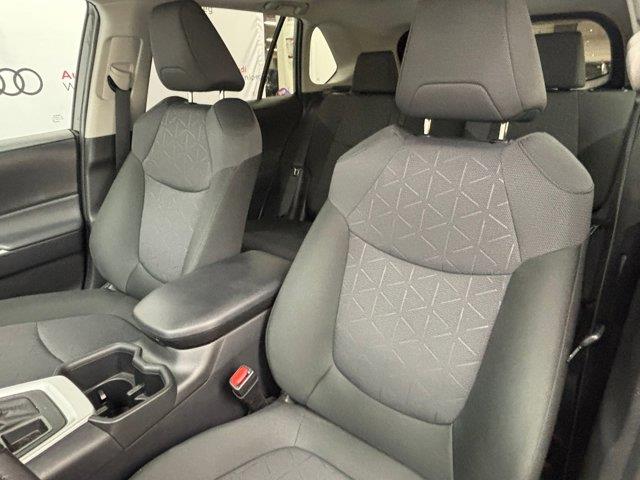 toyota RAV4 2025 - 13