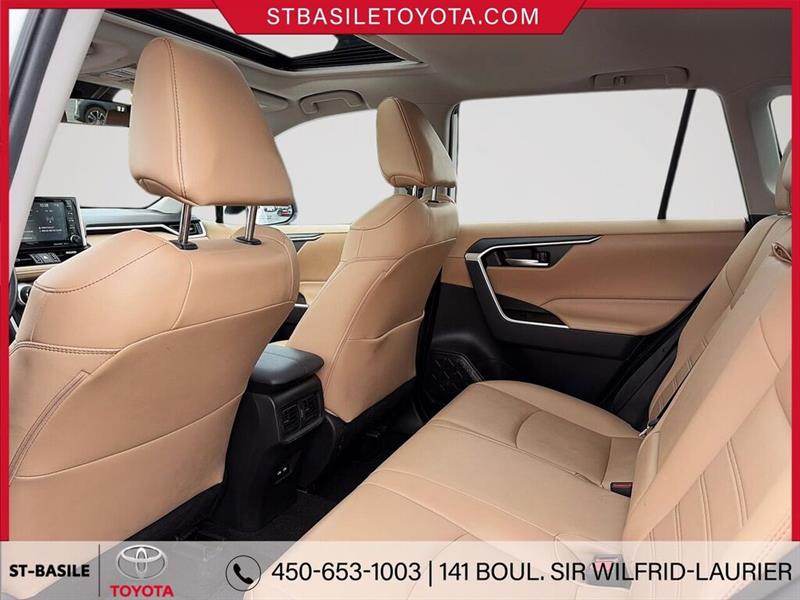 toyota RAV4 2021 - 13