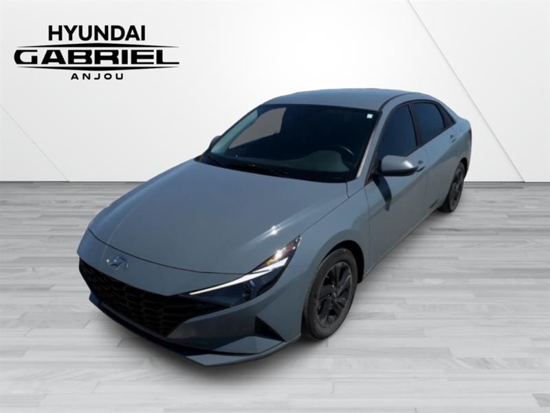 hyundai Elantra 2022
