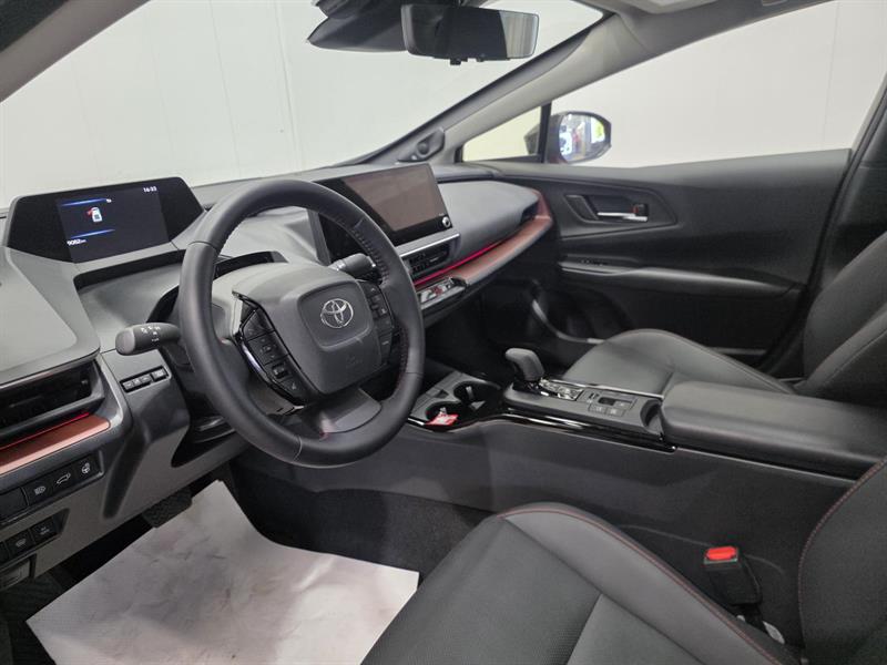 toyota Prius Prime 2024 - 13