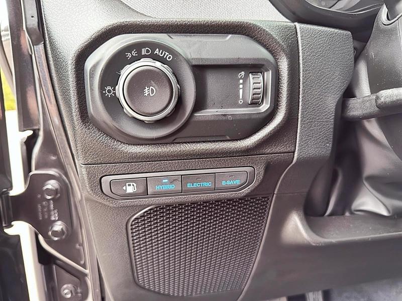 jeep Wrangler 4xe 2025 - 13