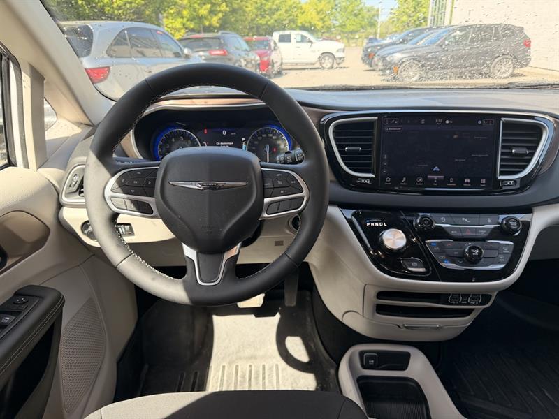 chrysler Grand Caravan 2024 - 10