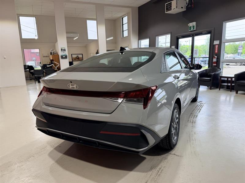 hyundai Elantra 2025 - 7