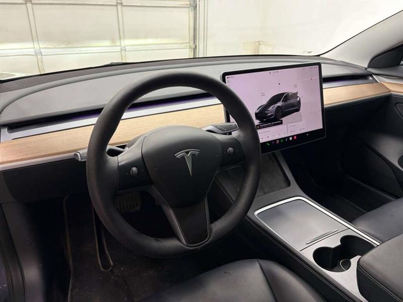 tesla Model 3 2023 - 17