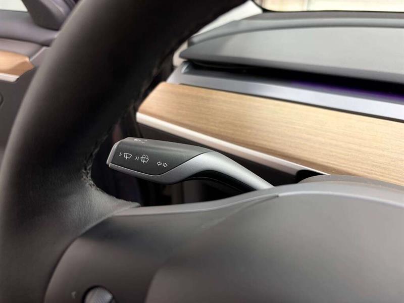 tesla Model 3 2023 - 19