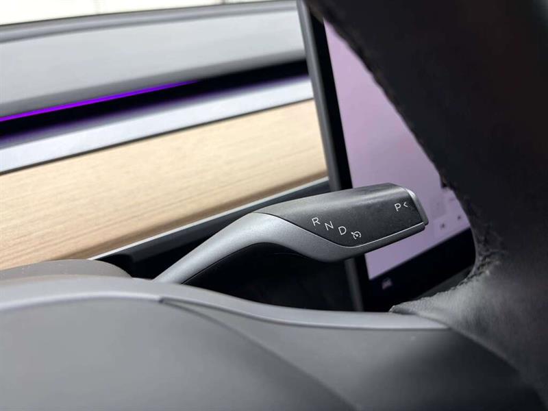 tesla Model 3 2023 - 21