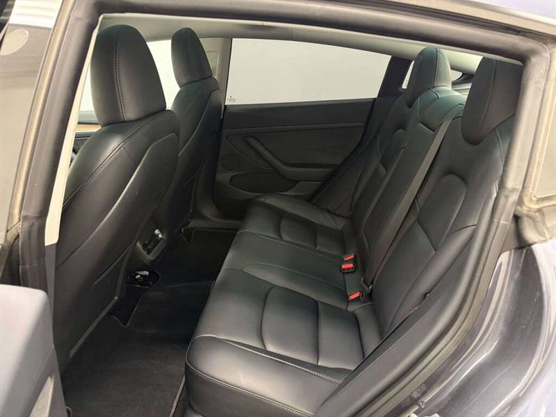 tesla Model 3 2023 - 27
