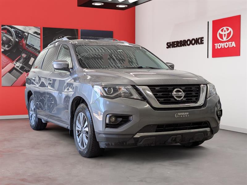 nissan Pathfinder 2018