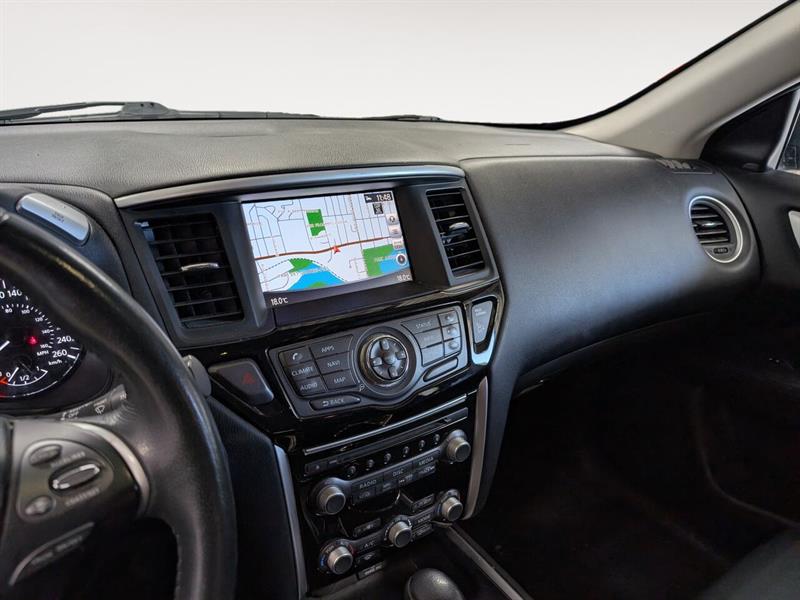 nissan Pathfinder 2018 - 9