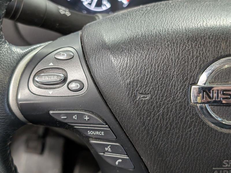 nissan Pathfinder 2018 - 17