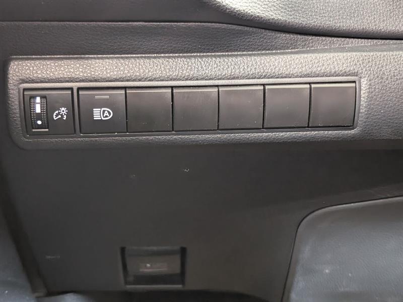 toyota Corolla 2023 - 13