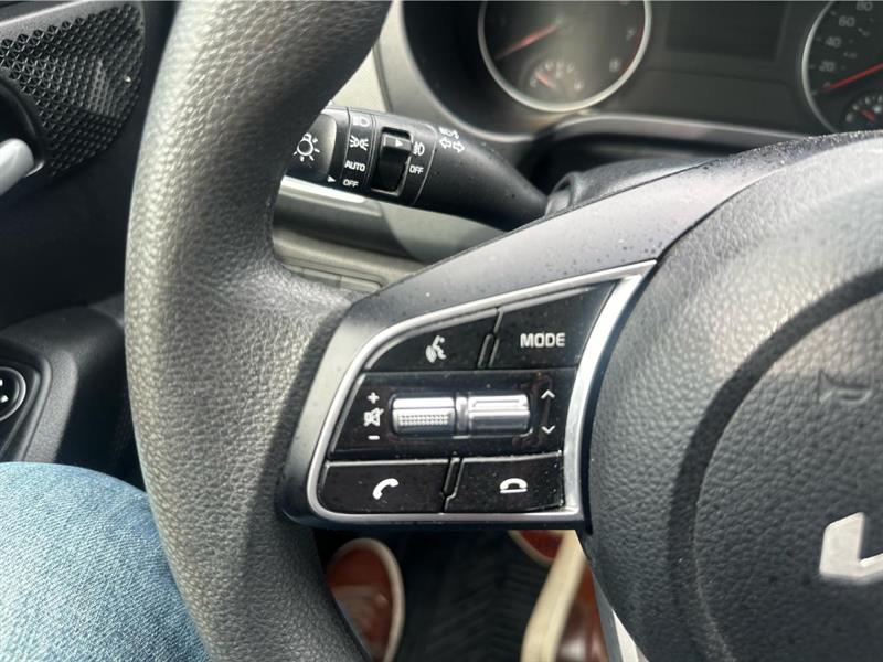 kia Forte 2018 - 13