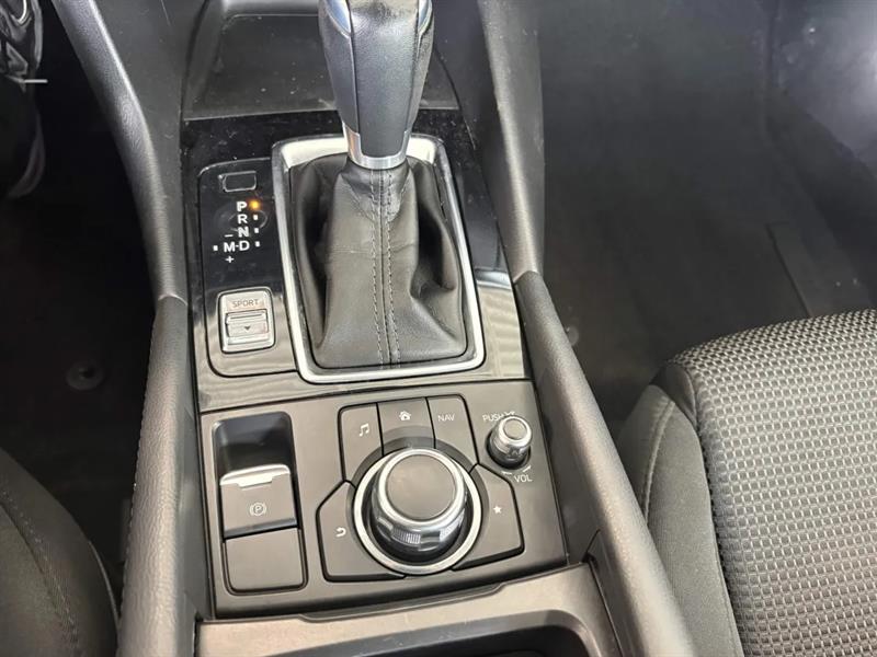 mazda Mazda3 2018 - 11