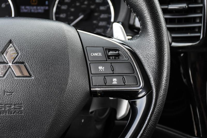 mitsubishi Outlander 2018 - 17
