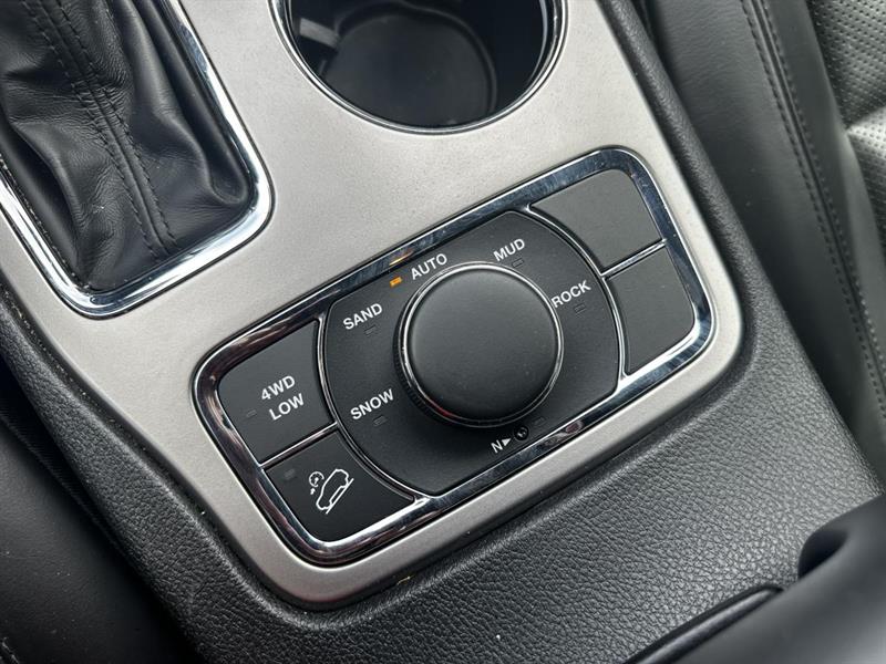 jeep Grand Cherokee 2021 - 30