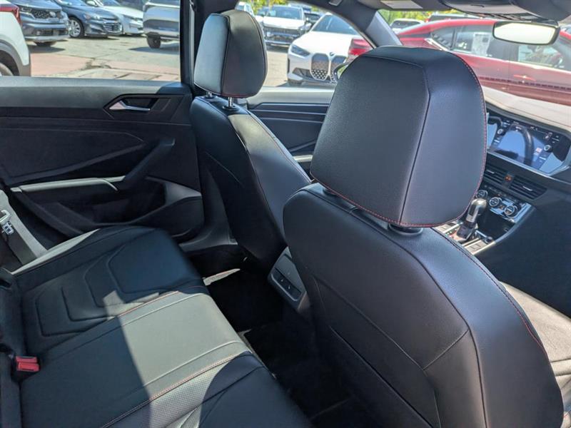 volkswagen Jetta 2019 - 18