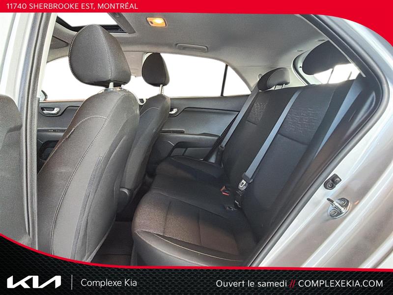 kia Rio5 2022 - 21