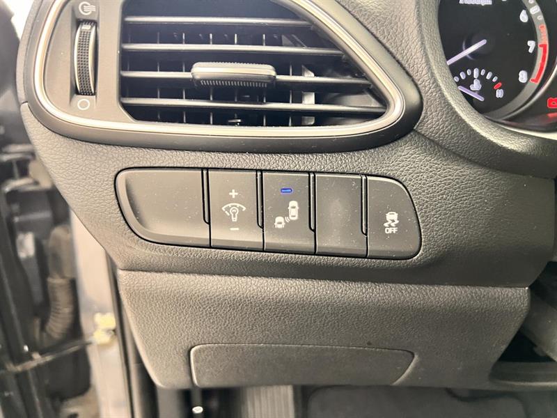 hyundai Elantra GT 2018 - 27
