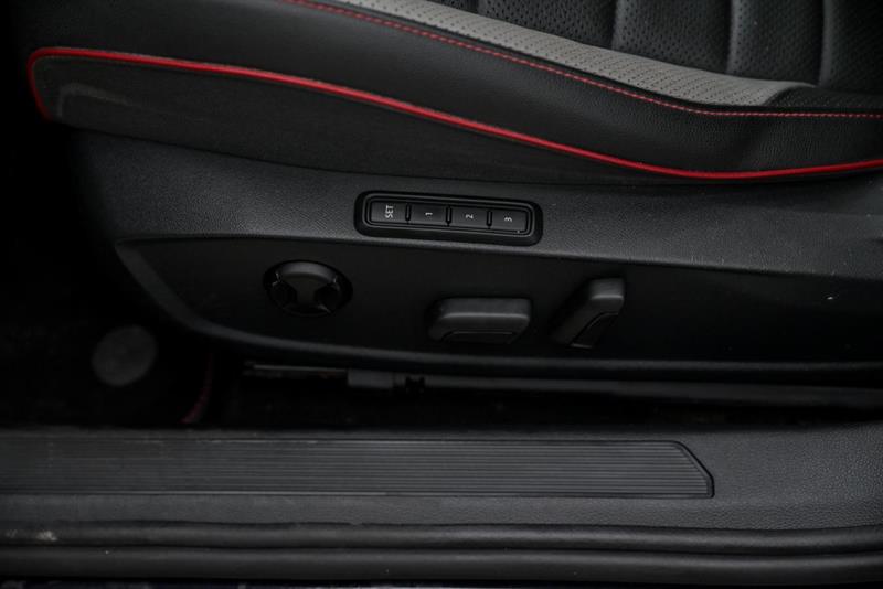 volkswagen Golf GTI 2024 - 13