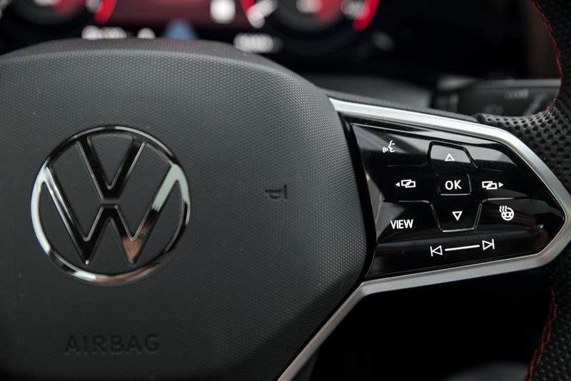 volkswagen Golf GTI 2024 - 17