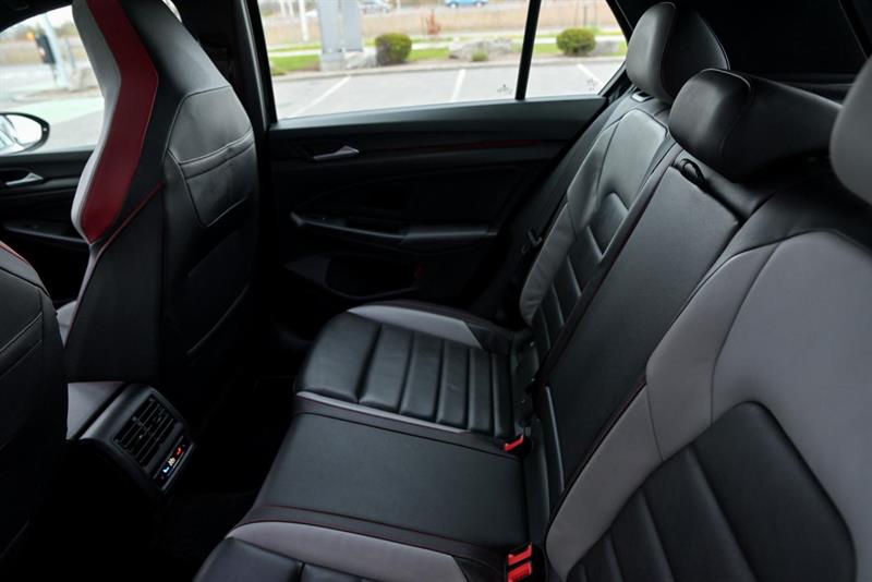volkswagen Golf GTI 2024 - 28