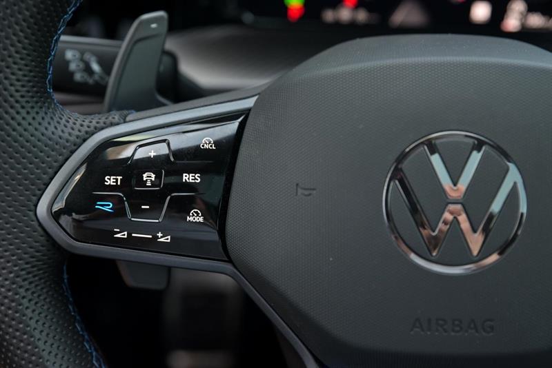 volkswagen Golf R 2025 - 18
