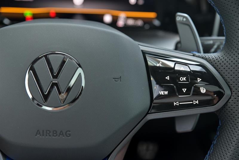 volkswagen Golf R 2025 - 18