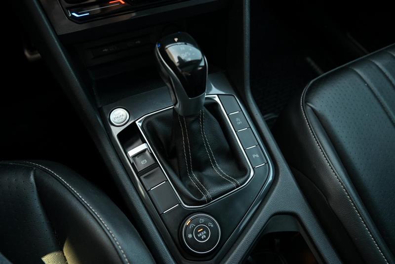 volkswagen Tiguan 2022 - 24