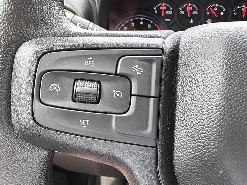 chevrolet Silverado 1500 2024 - 27