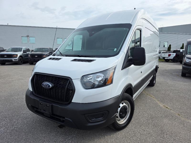 ford Transit-250 2024