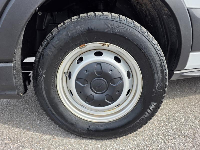 ford Transit-250 2024 - 13