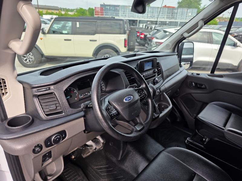ford Transit-250 2024 - 16