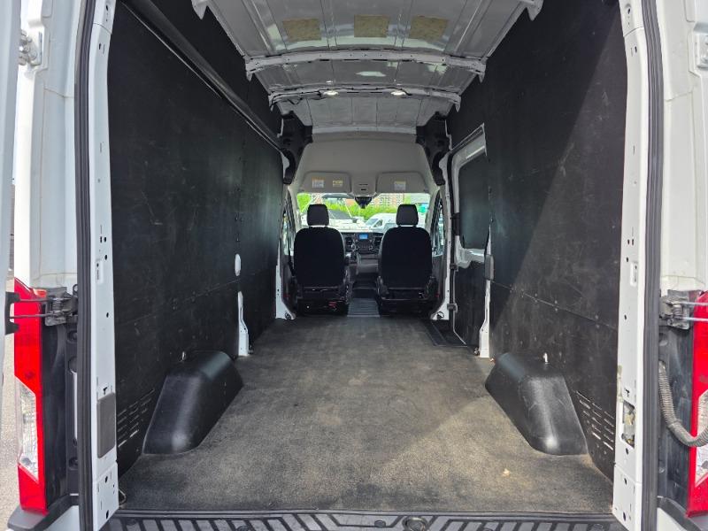 ford Transit-250 2024 - 18
