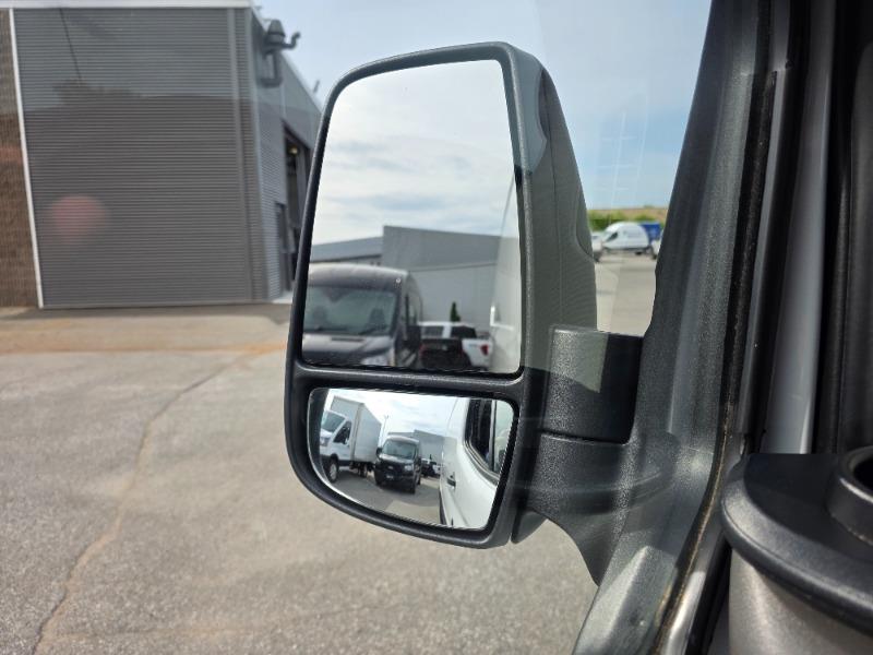 ford Transit-250 2024 - 32