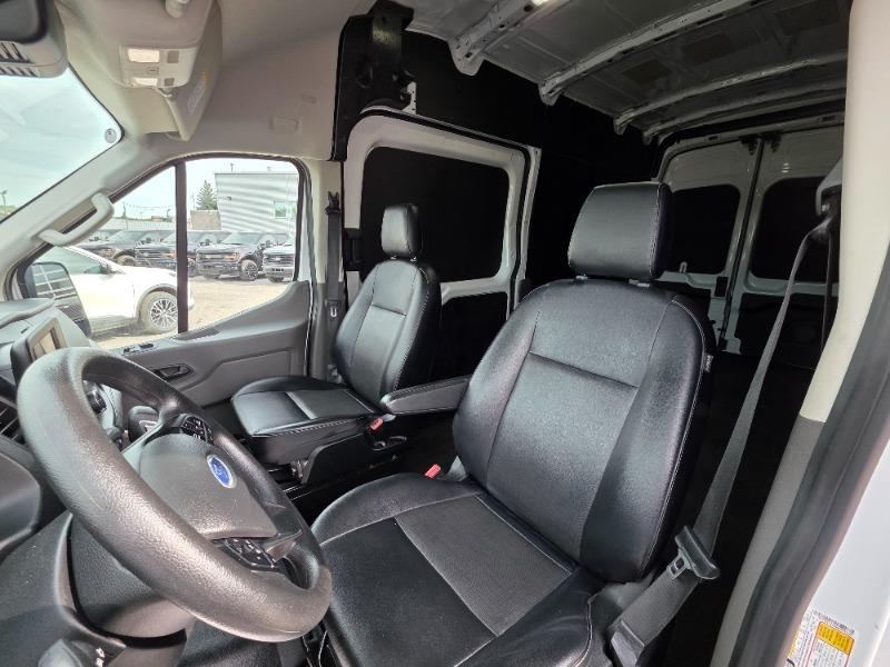 ford Transit-250 2024 - 33