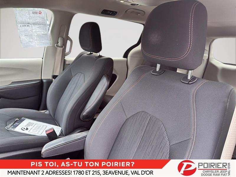 chrysler Pacifica 2019 - 11