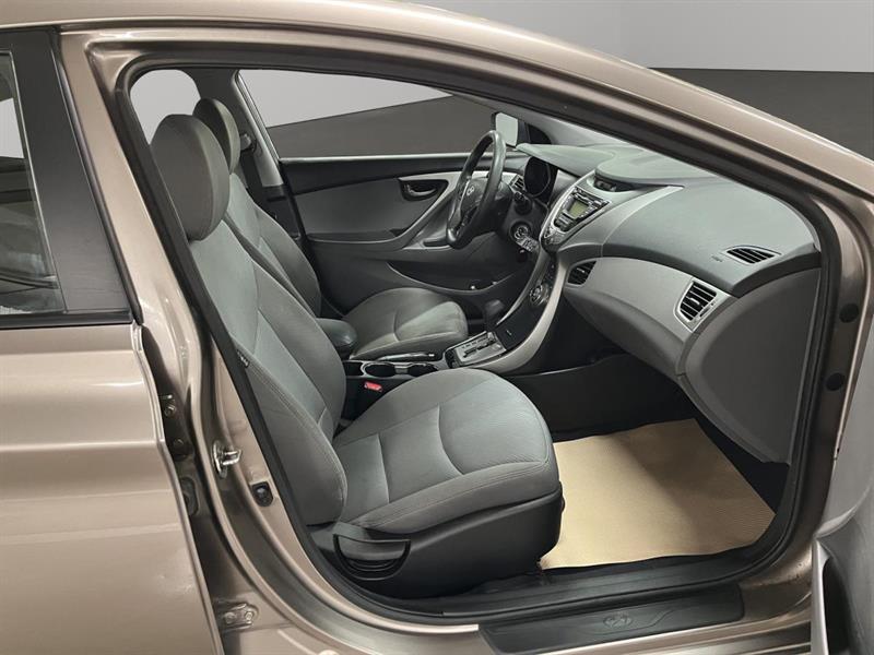 hyundai Elantra 2013 - 19